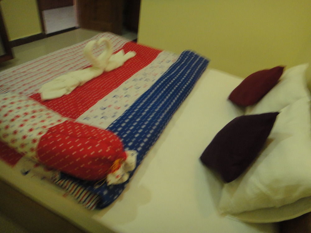 Khemra I Guesthouse Kampot Εξωτερικό φωτογραφία